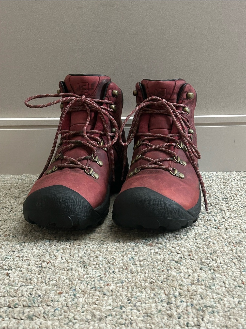 Women’s Keen Pyrenees Hiking Boots